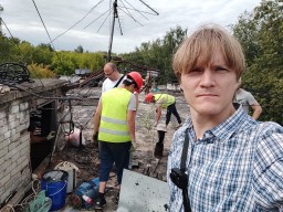 Провели проверку работ по капитальному ремонту на Новорублевской, 13 (Видео) Провели проверку работ по капитальному ремонту на Новорублевской, 13 (Видео)