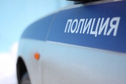 Нападение в подъезде